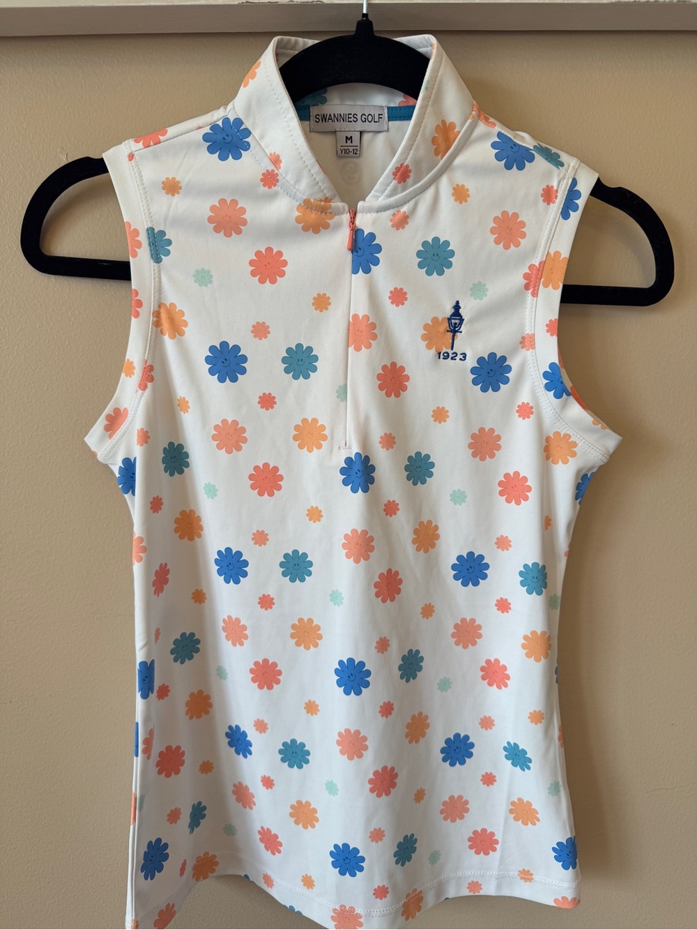 Swannies Golf Girls Medium (10-12) multi-color  White Sleeveless ‎ logo